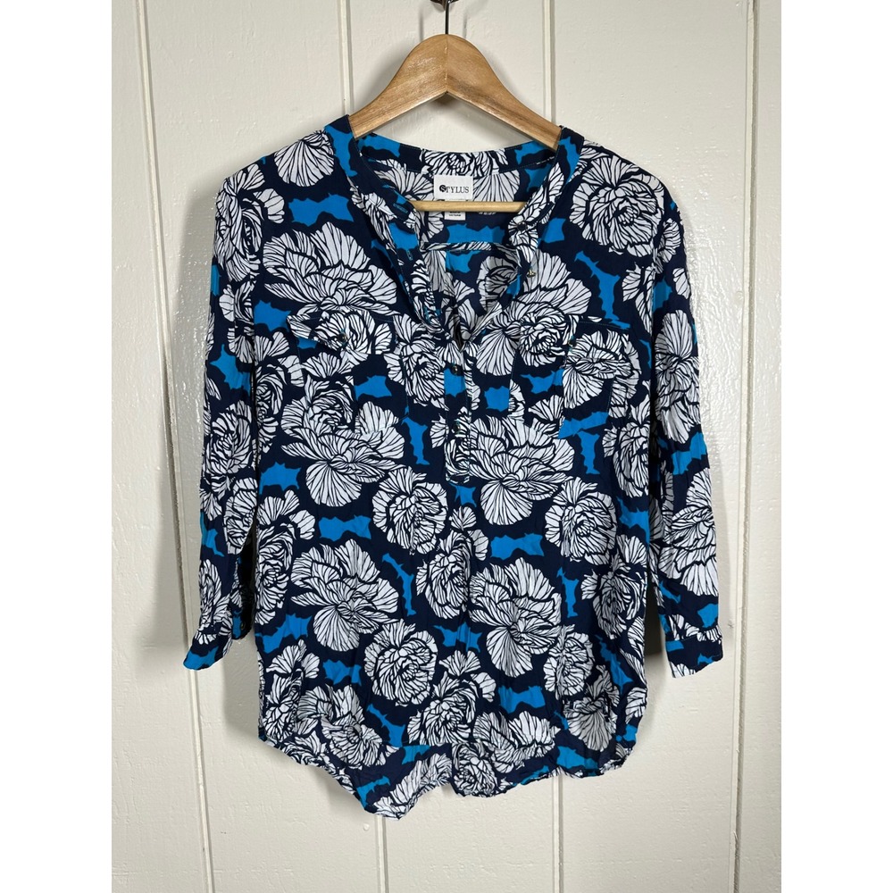 Stylus Blouse Womens L Blue Floral Split Neck 3/4 Sleeve Button Front Top 7804